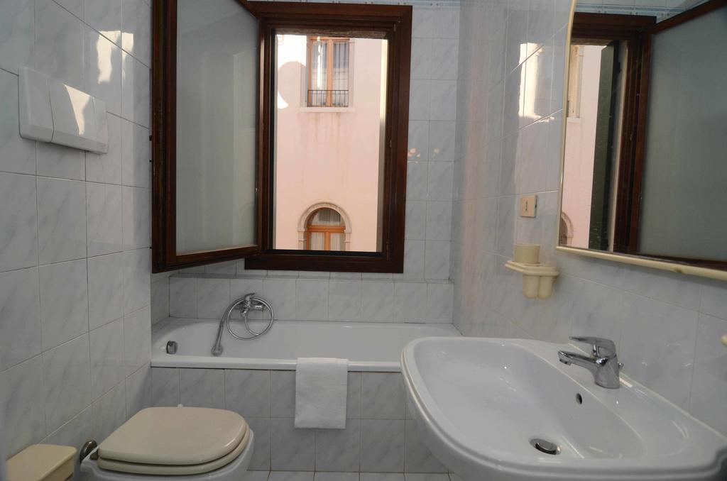 Apartamento Speon Canal Views Wifi Venecia